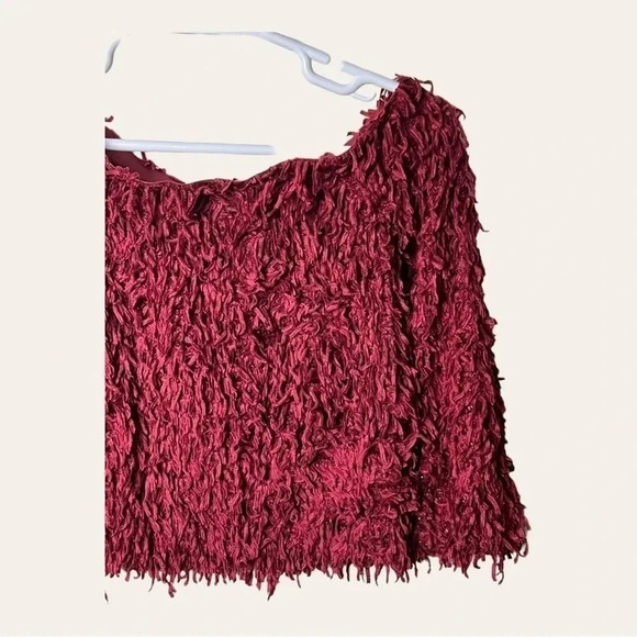 0752. Loveriche FRINGE OFF THE SHOULDERS TOP RED‎ IN COLOR SIZE MEDIUM - Picture 6 of 8
